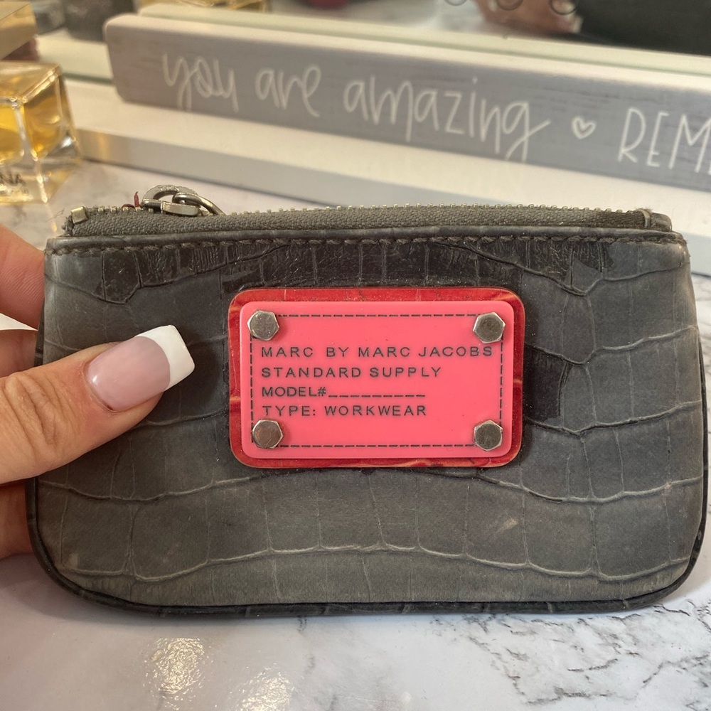 Marc Jacobs keychain wallet
